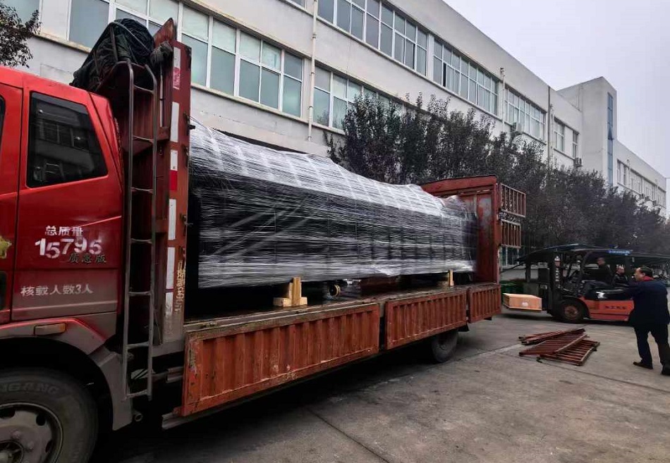 河南漯河知名食品廠訂購(gòu)的電磁流水線炒調(diào)料設(shè)備發(fā)貨